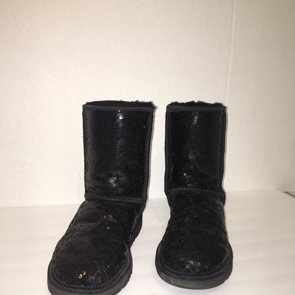 Back sequins uggs! - Picture 6 of 8